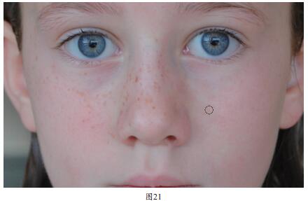 脸上有大块小块面积的雀斑可以用Photoshop快速清除