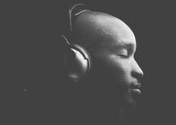 使用渲染滤镜模拟不同光源下不同的光线照明效果