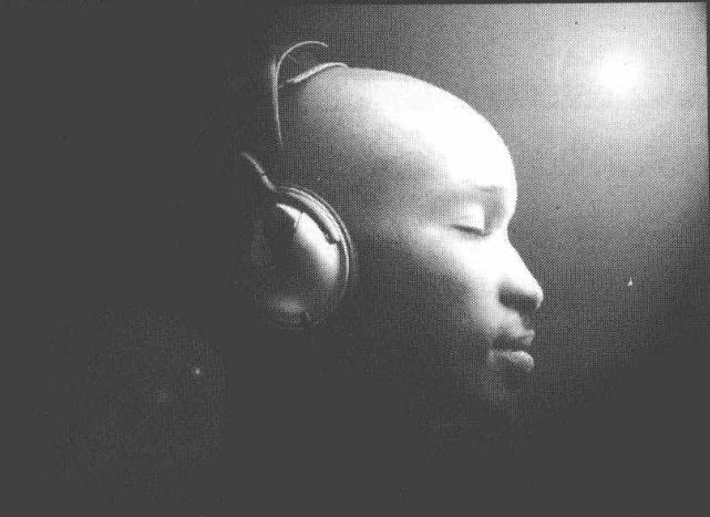 使用渲染滤镜模拟不同光源下不同的光线照明效果