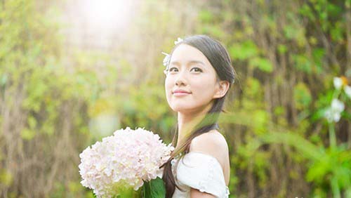 ps光晕效果教程,ps怎么给照片制作唯美的镜头光晕效果?