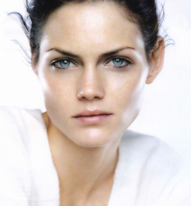 PS巧用高斯模糊方法给多斑点人像后期磨皮教程