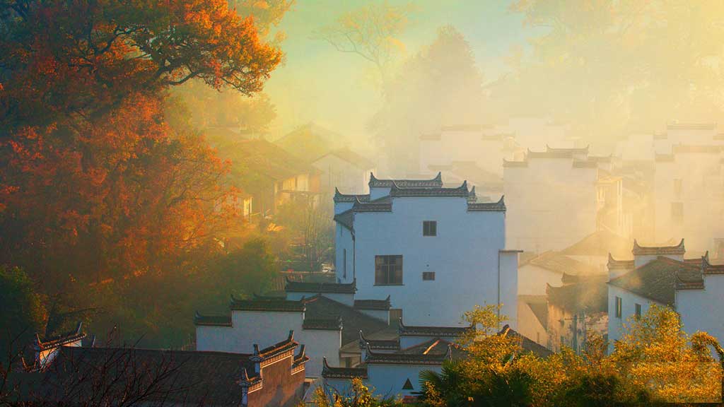 Photoshop给灰蒙蒙的风景照片调出金秋色调方法